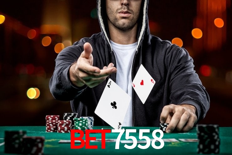 Comparação app mobile e versão web Bet7558